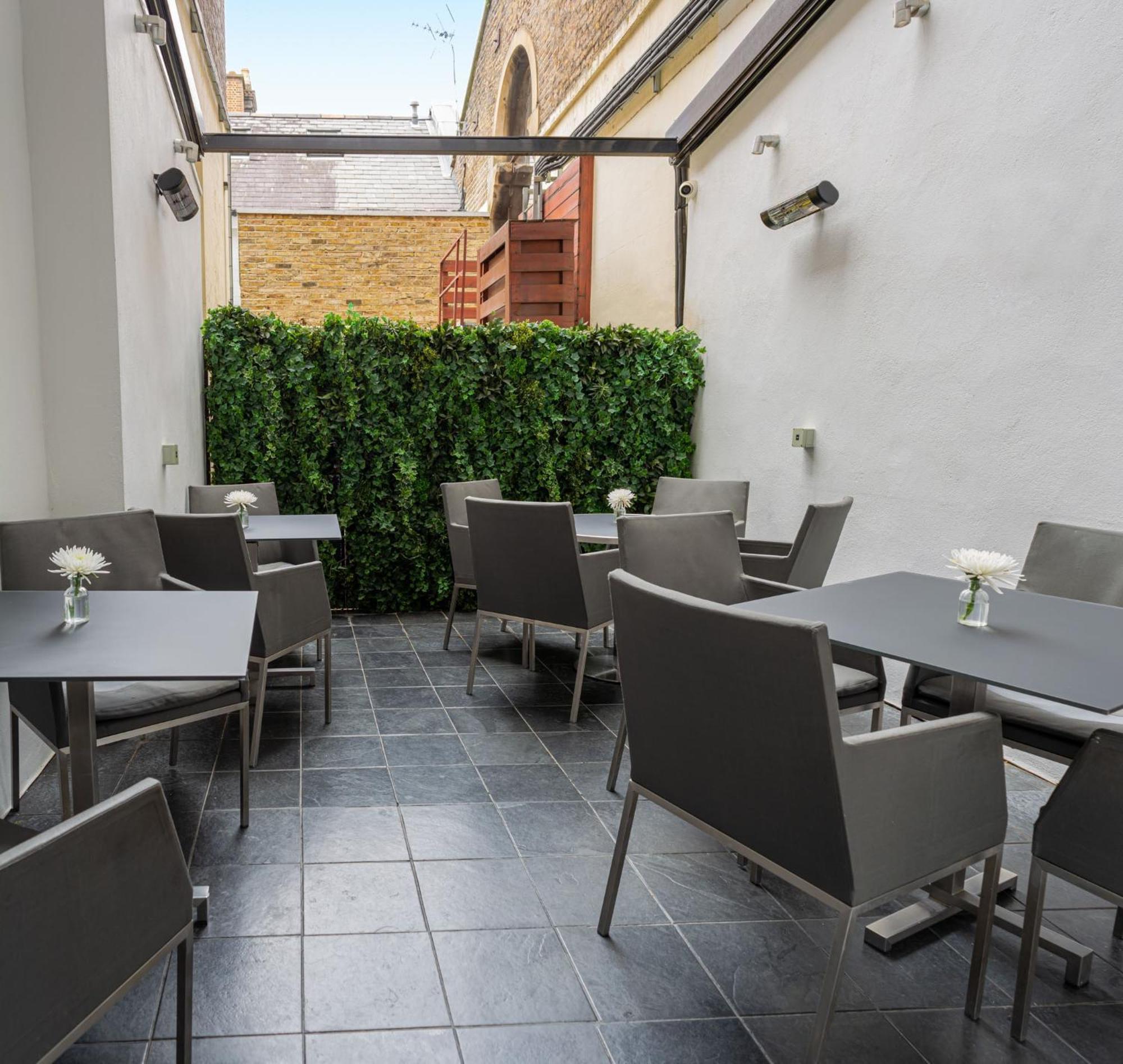 The Queens Gate Hotel London Exterior photo